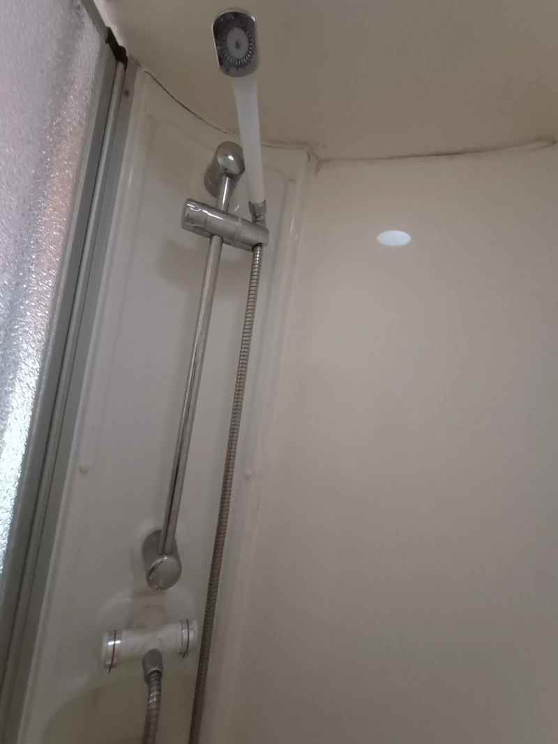 Каравана Други SunRoller, снимка 17 - Каравани и кемпери - 50703122