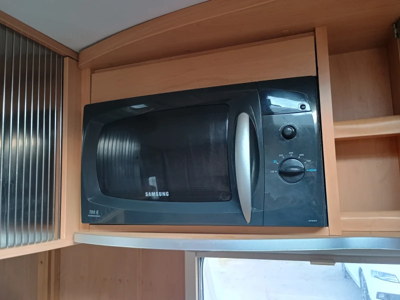 Каравана Други SunRoller, снимка 8 - Каравани и кемпери - 50703122