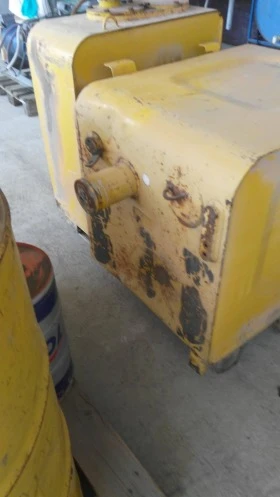 Резервоар горивен, резервоар хидравличен, снимка 2