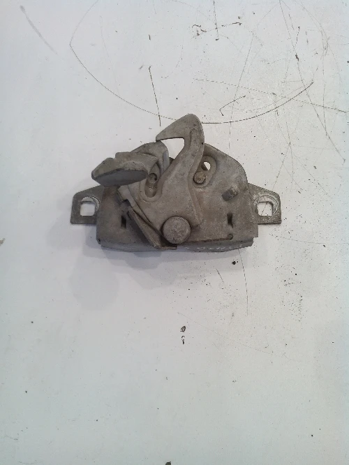 Ключалка преден капак за Фиат Пунто