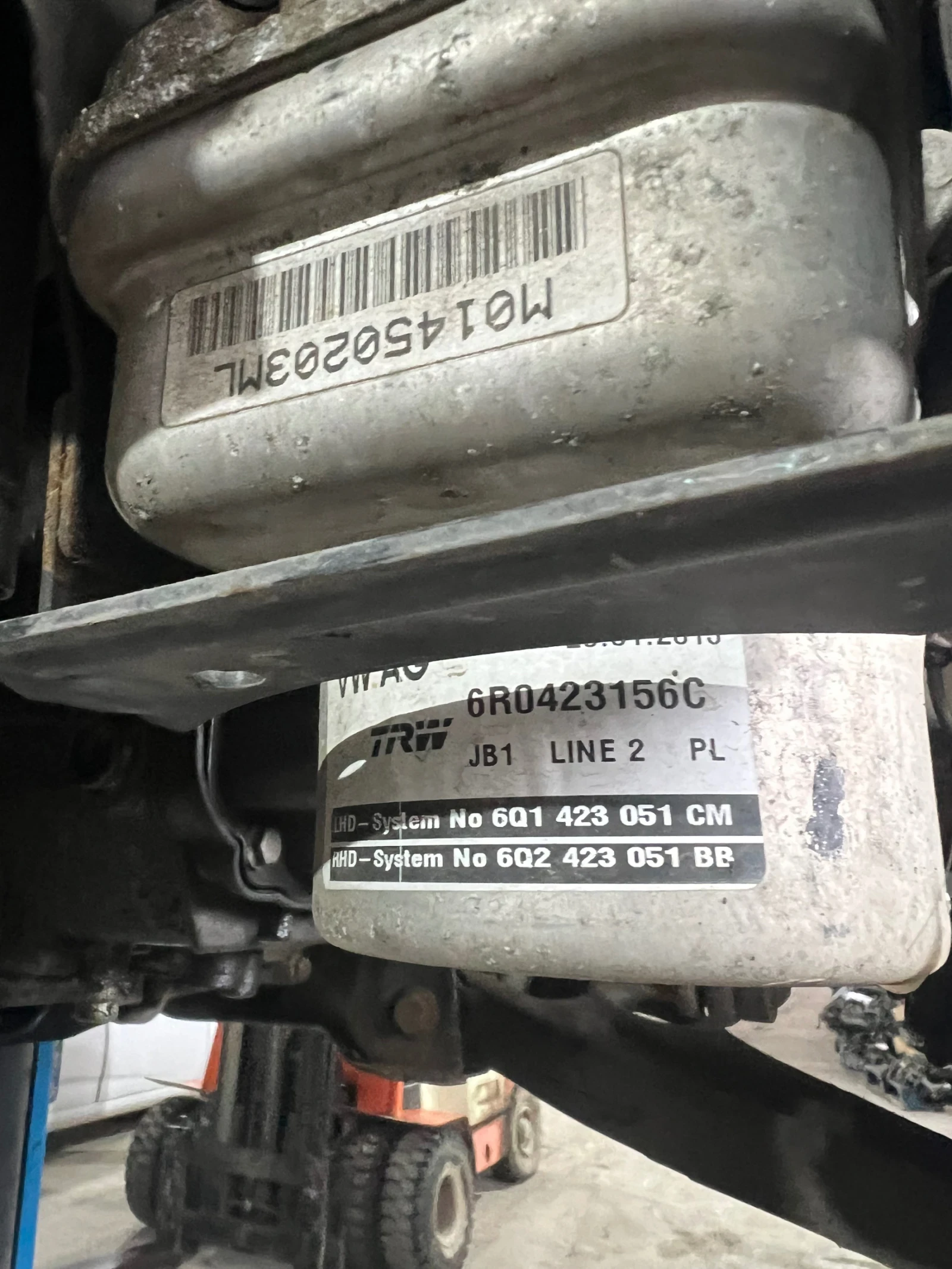 6R0423156C .  VW SKODA SEAT   6R0423156C  | Mobile.bg   2