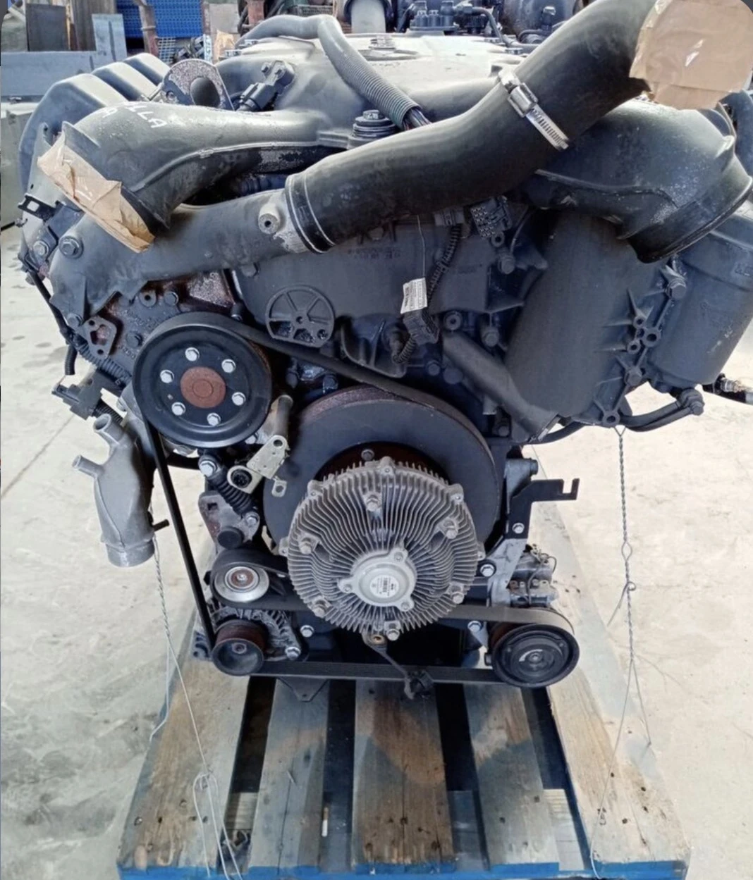 ТЪРСЯ ДВИГАТЕЛ Mercedes Benz OM501LA, снимка 4 - Части - 56128070