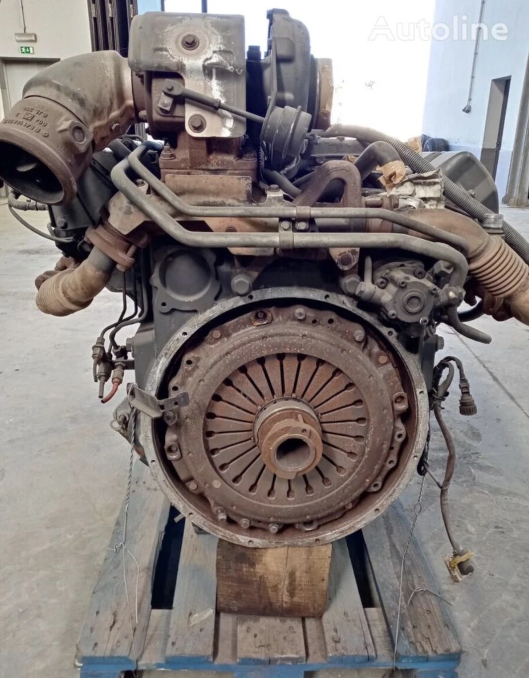 ТЪРСЯ ДВИГАТЕЛ Mercedes Benz OM501LA, снимка 3 - Части - 56128070