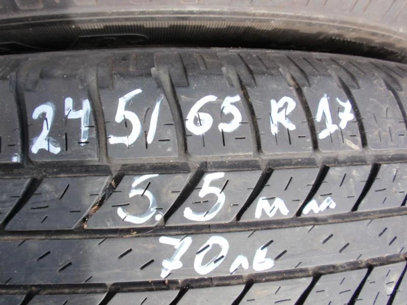 Гуми Всесезонни 245/65R17, снимка 1 - Гуми и джанти - 8379216