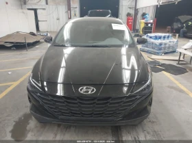 Hyundai Elantra 2l Sel, снимка 13