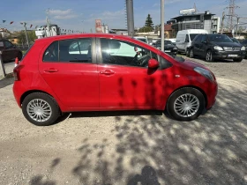Toyota Yaris 1.0i Регистриран Климатик, снимка 7