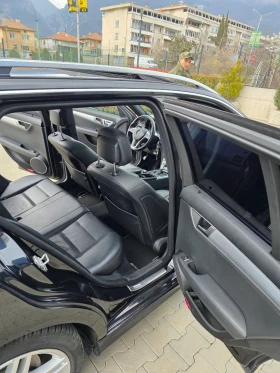 Mercedes-Benz C 320, снимка 9