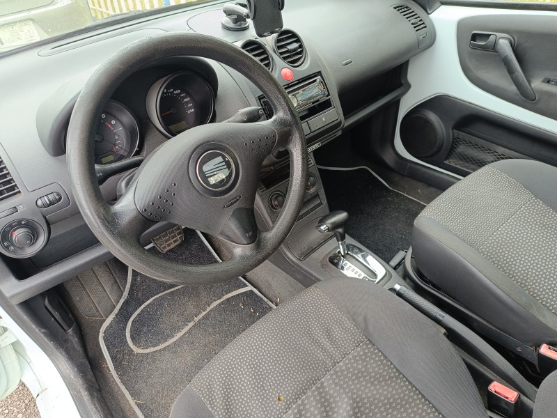 Seat Arosa 1.4 i -Automat, снимка 3 - Автомобили и джипове - 46394377