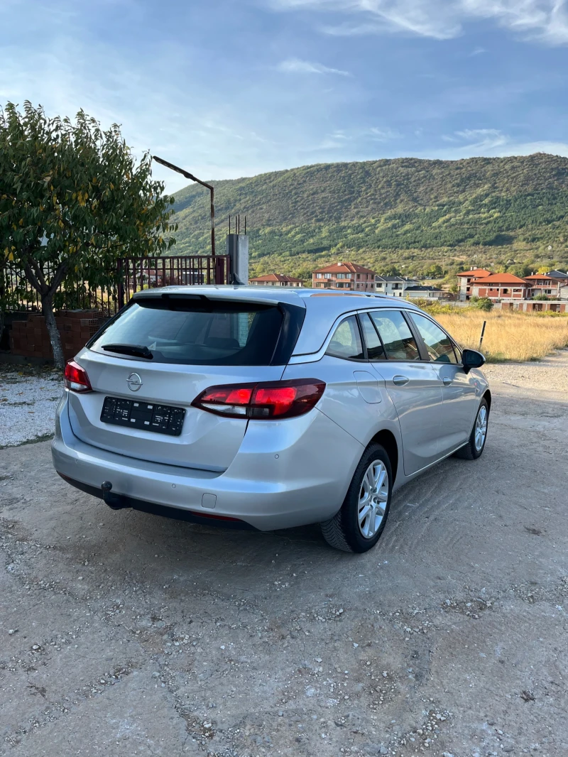 Opel Astra 1.6 SPORTS TOURER, снимка 4 - Автомобили и джипове - 49106844