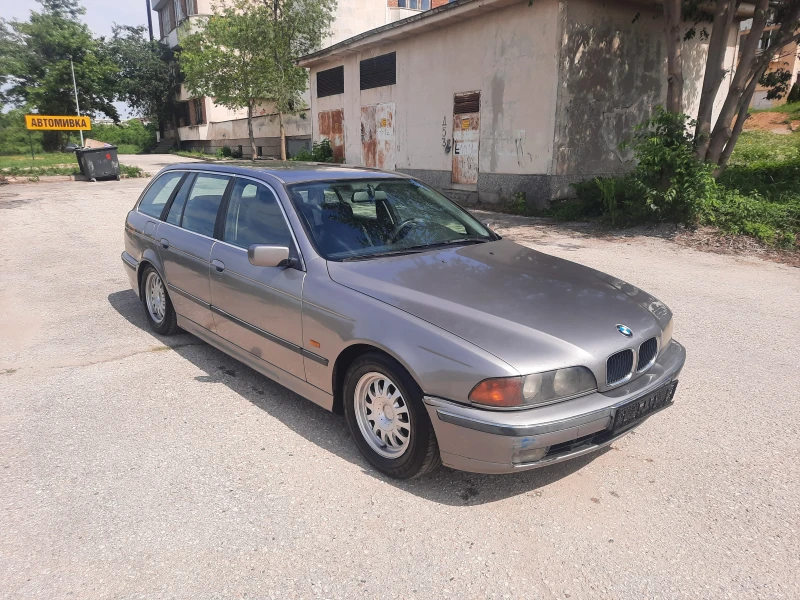 BMW 525 2 .5tds, снимка 2 - Автомобили и джипове - 48477631