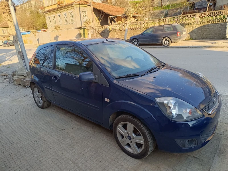 Ford Fiesta, снимка 5 - Автомобили и джипове - 48765880