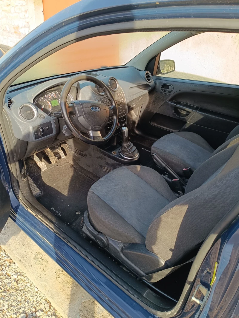 Ford Fiesta, снимка 11 - Автомобили и джипове - 48765880