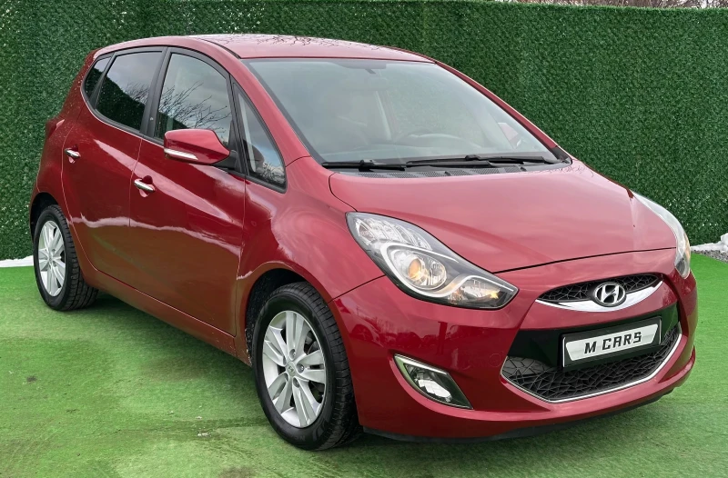 Hyundai Ix20 1.4 CRDI 90ks & KAMERA & NAVY , снимка 2 - Автомобили и джипове - 49214464