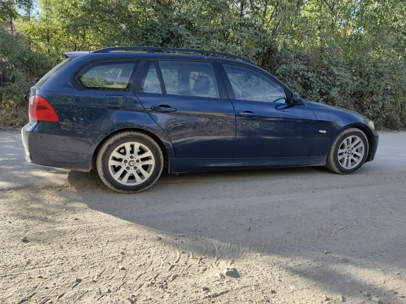 BMW 320 Touring, снимка 5 - Автомобили и джипове - 51487643