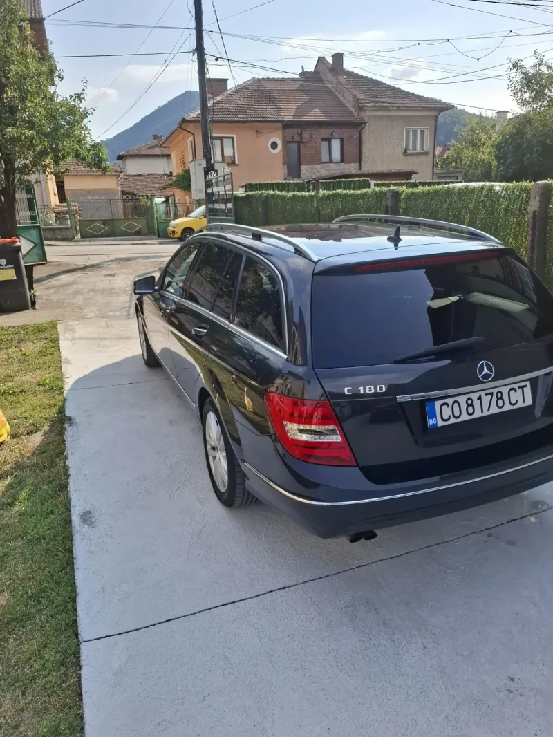 Mercedes-Benz C 180 Facelift / Avantgarde, снимка 3 - Автомобили и джипове - 51973265