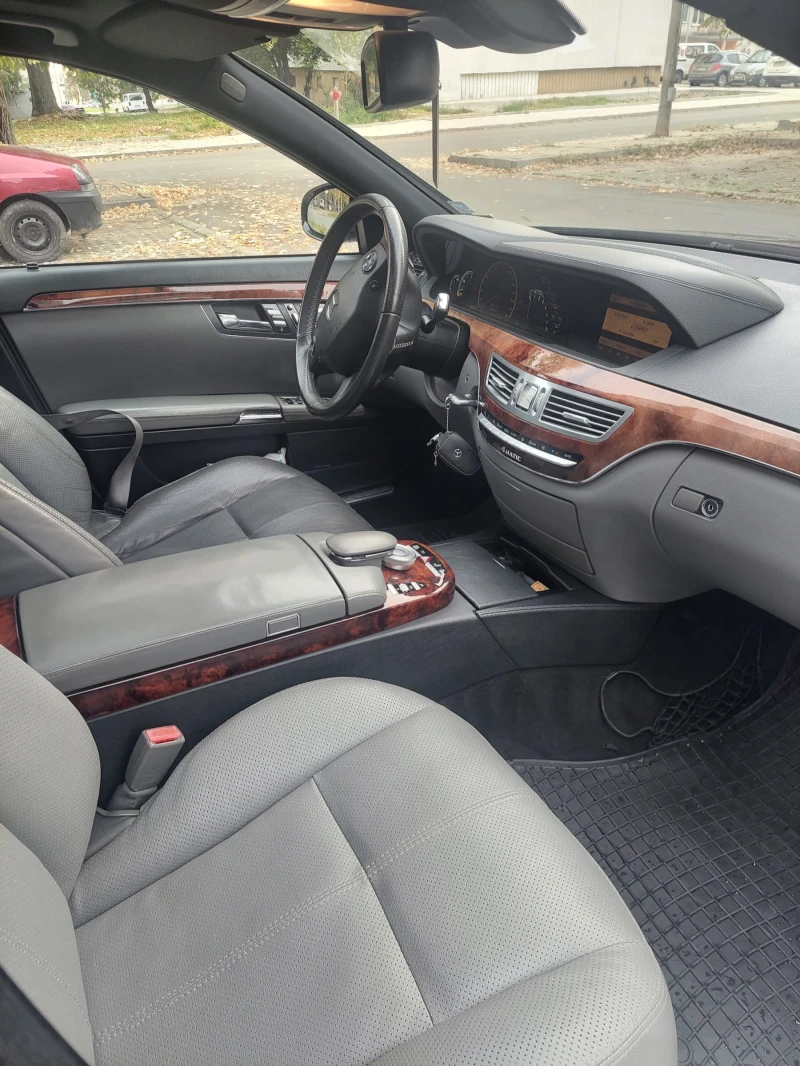 Mercedes-Benz S 500 4MATIC AMG , снимка 12 - Автомобили и джипове - 52417539