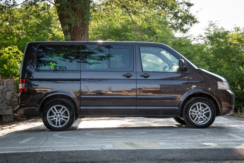 VW Multivan 2.5TDI 4 MOTION HIGHLINE, снимка 3 - Автомобили и джипове - 52483107