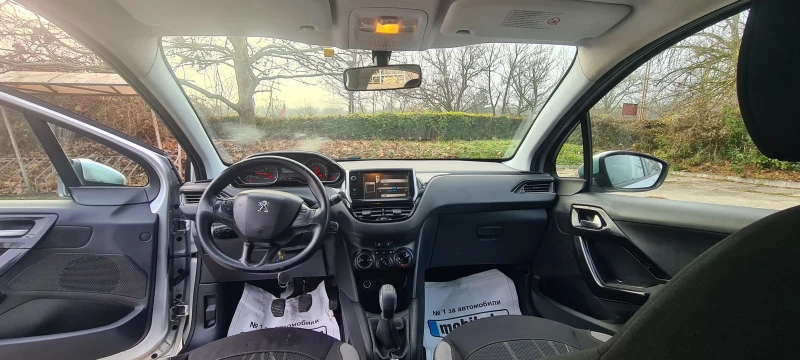 Peugeot 208 1.4HDI NAVI, снимка 10 - Автомобили и джипове - 52881334
