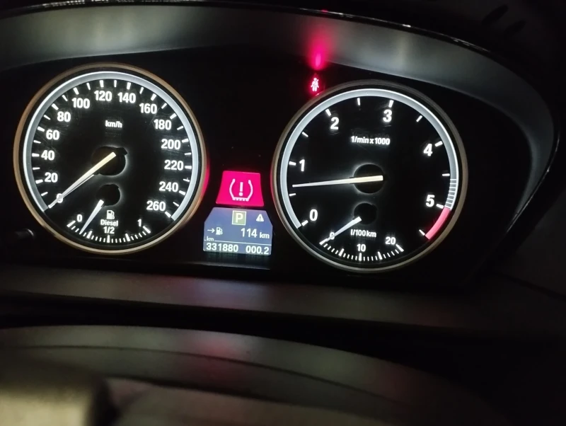 BMW 530 530XD Спешно , снимка 14 - Автомобили и джипове - 53275697