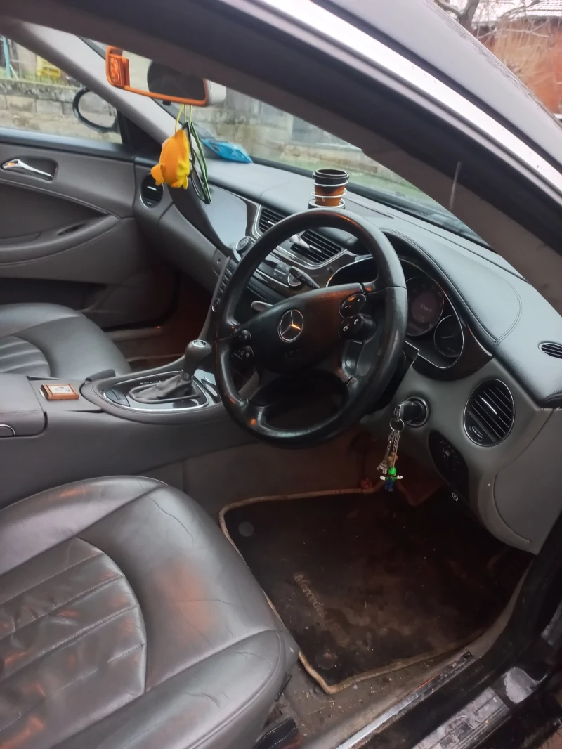 Mercedes-Benz 320, снимка 5 - Автомобили и джипове - 53456890