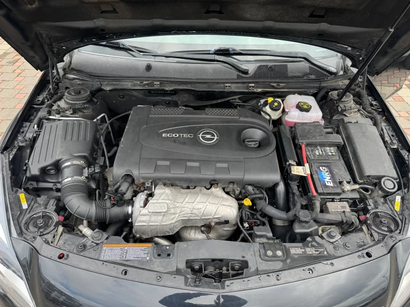 Opel Insignia country tourer 4x4, снимка 15 - Автомобили и джипове - 53594877