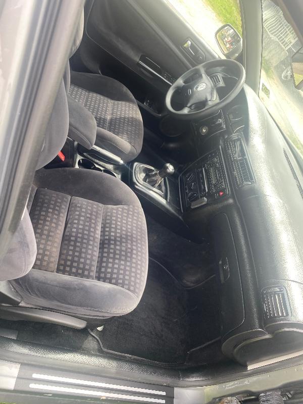 VW Passat Климатик, снимка 8 - Автомобили и джипове - 45745227