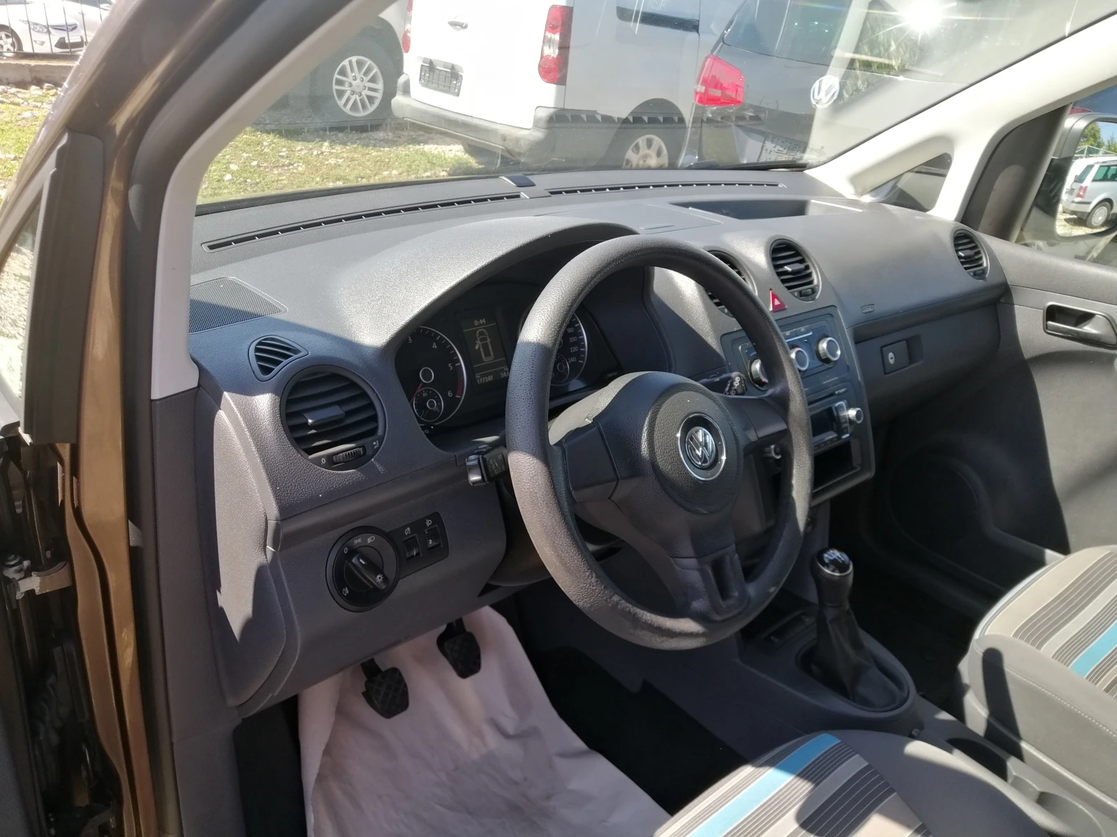 VW Caddy 1.6 TDI - изображение 7