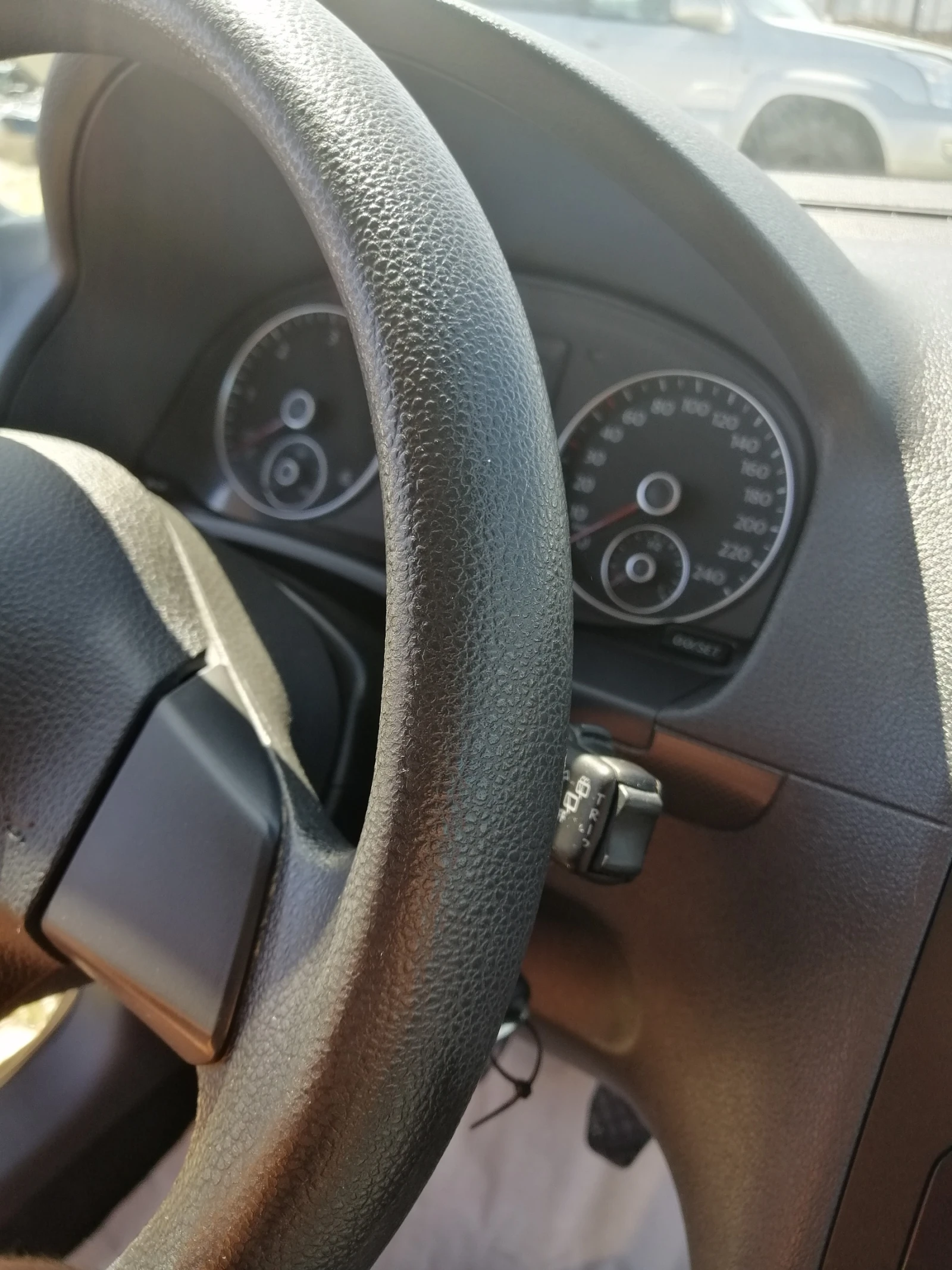 VW Caddy 1.6 TDI | Mobile.bg — изображение 15