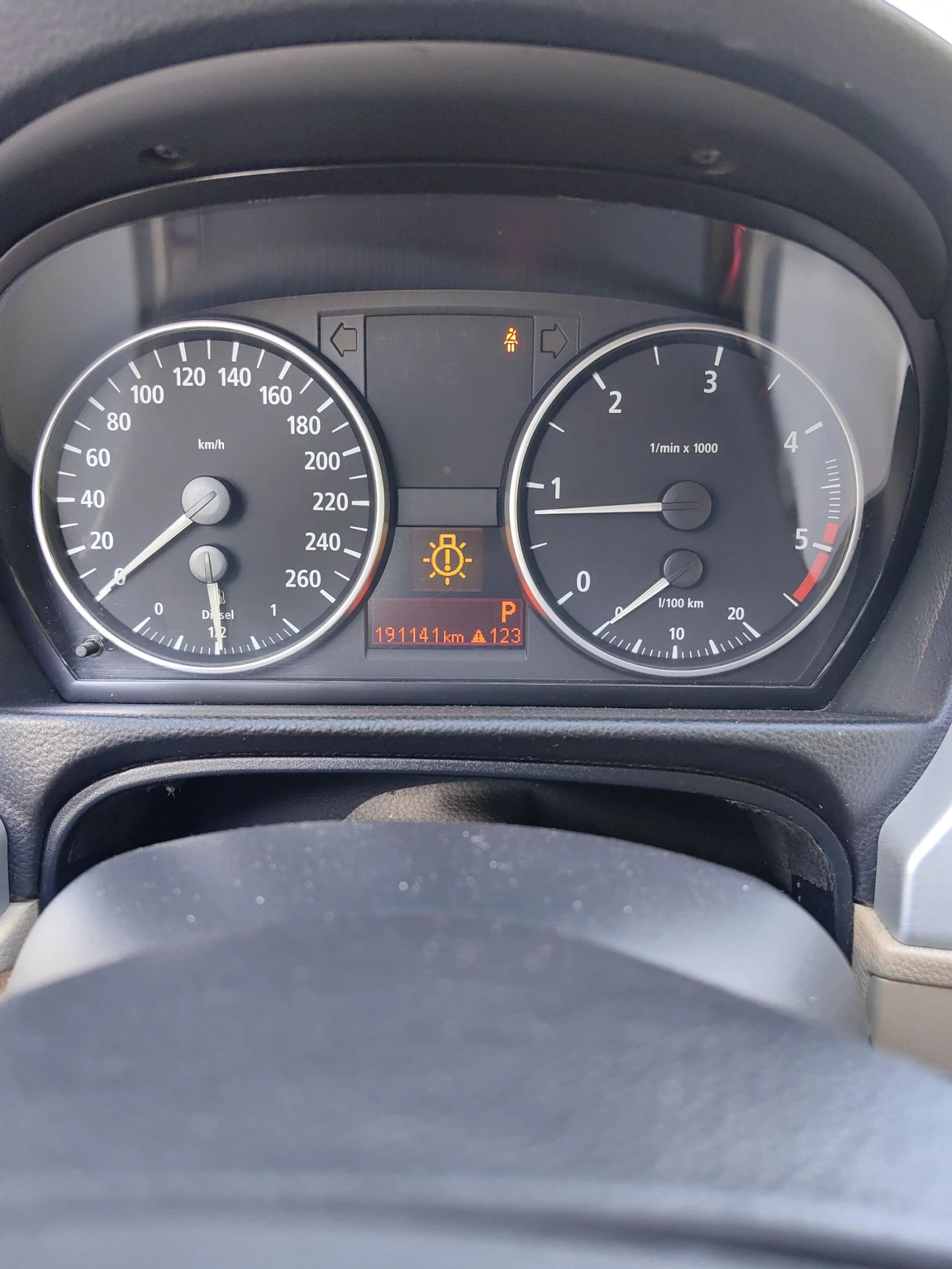 BMW 320 Touring - изображение 10