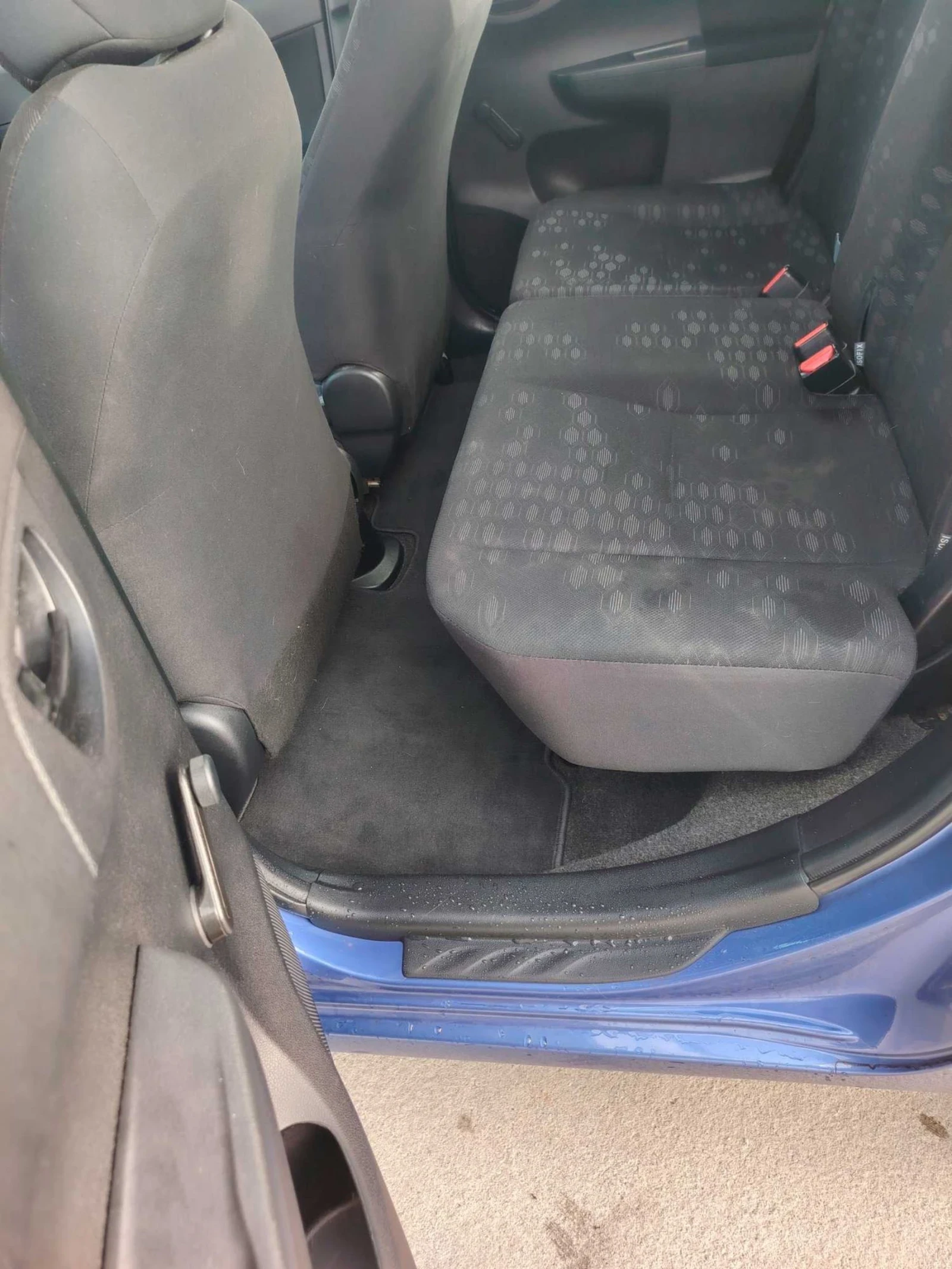 Subaru Trezia 1. 3 Швейцария  | Mobile.bg — изображение 11