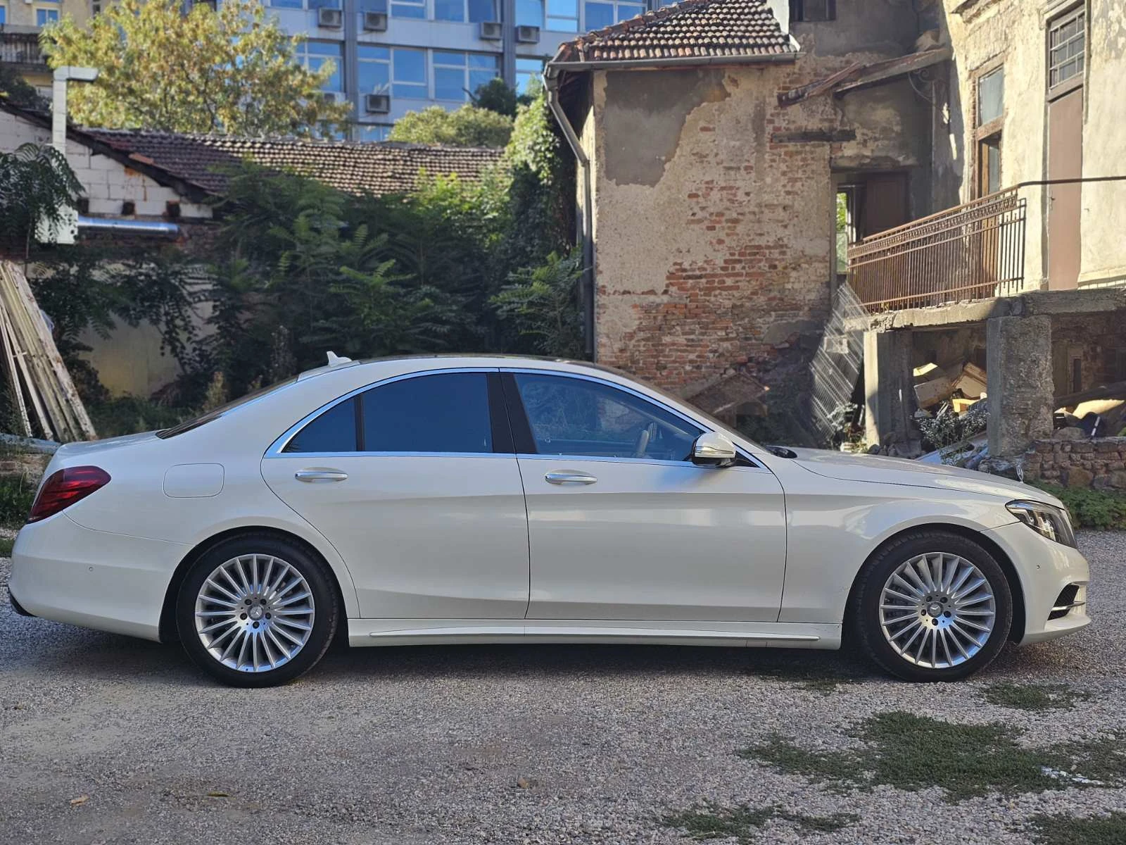 Mercedes-Benz S 350 Pano Масаж/Обдухване NAVI 360 LED - изображение 4