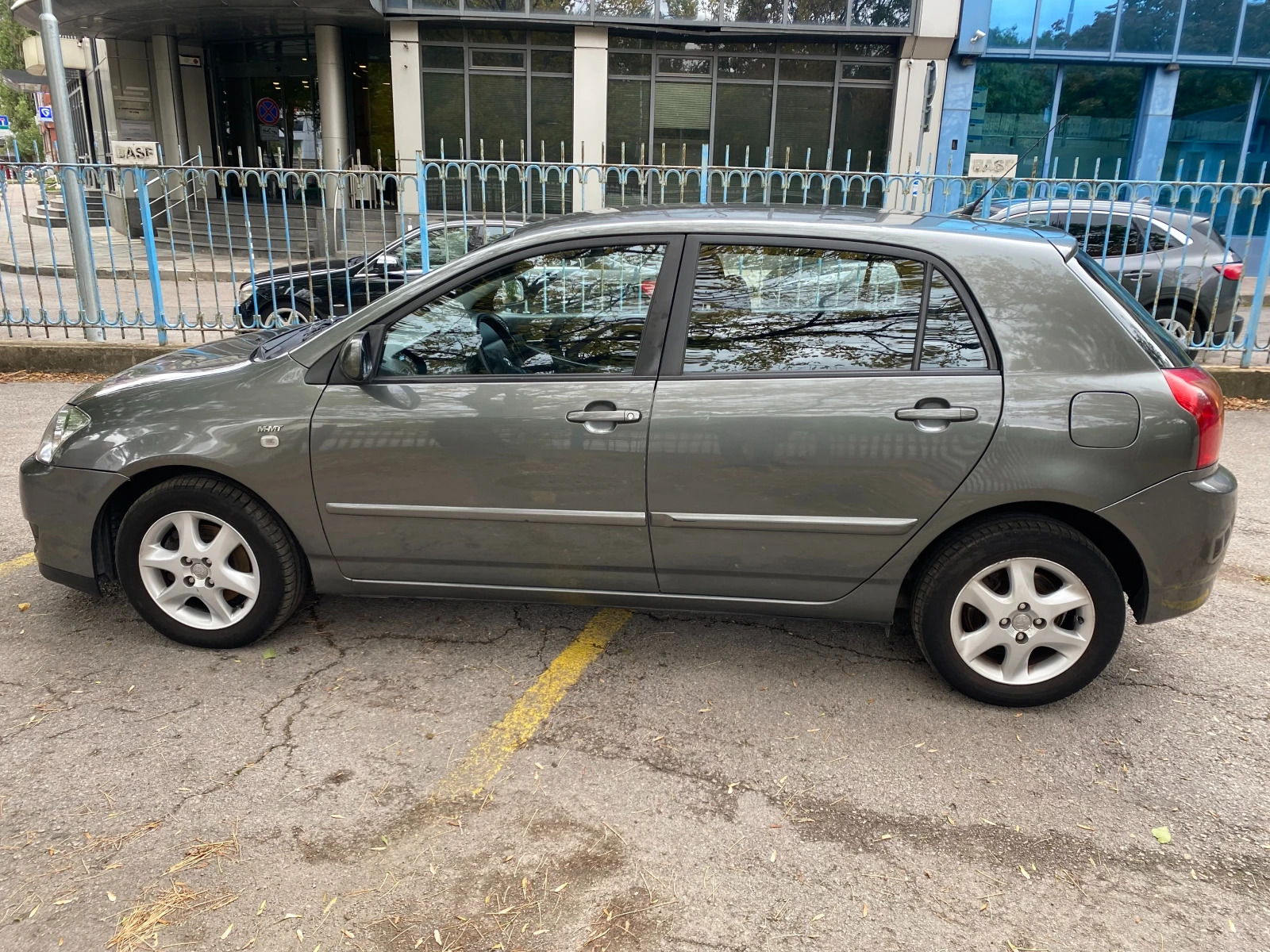 Toyota Corolla  - изображение 7