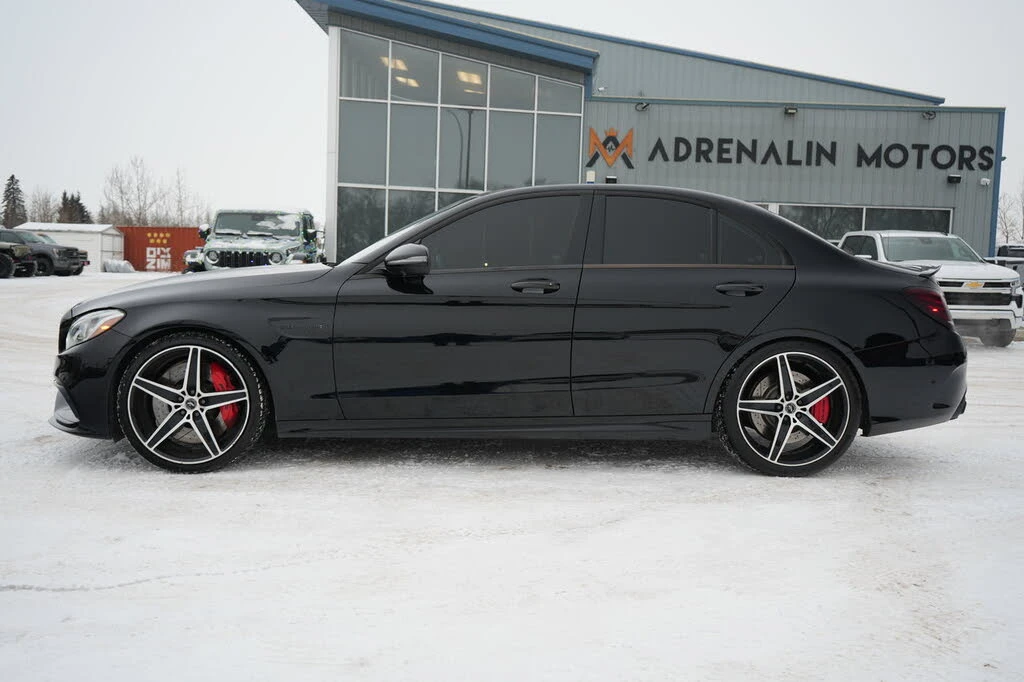 Mercedes-Benz C 63 AMG S * 4MATIC * NAVI * LED * 360 * BURMESTER * ПОДГРЕ - изображение 4