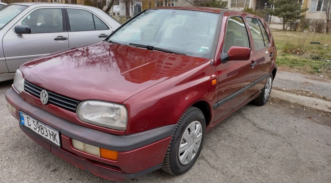 VW Golf, снимка 4 - Автомобили и джипове - 54084034