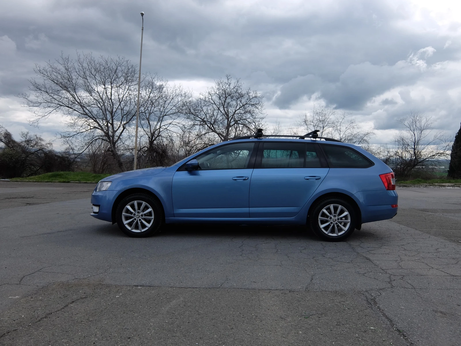 Skoda Octavia, снимка 2 - Автомобили и джипове - 54088573