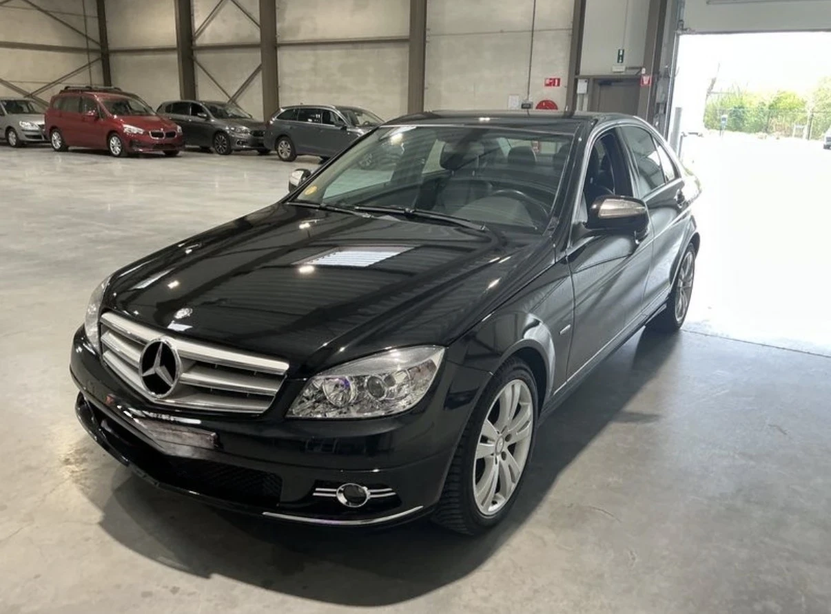 Mercedes-Benz C 220 CDI Avantgarde OM646 Пълна сервизна история Кожа
