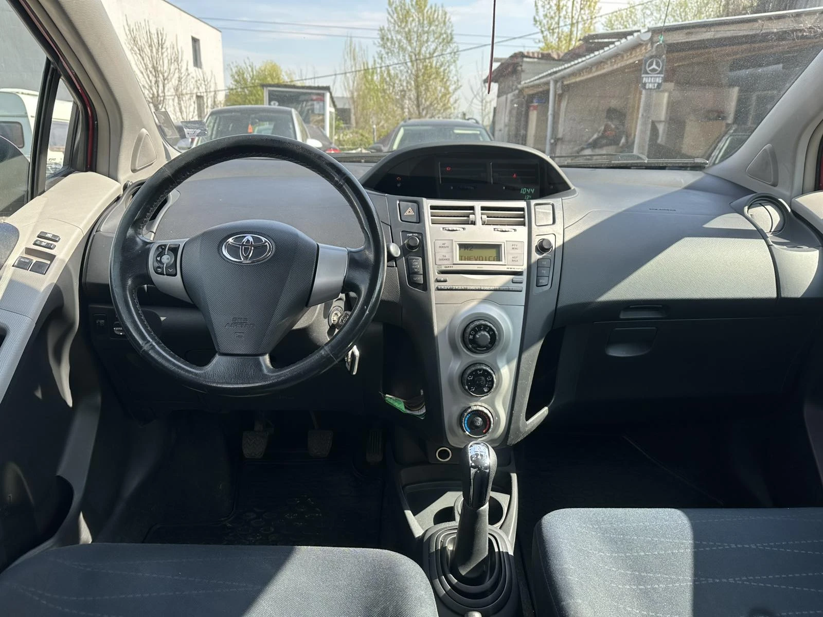 Toyota Yaris 1.0i ����������� �������� | Mobile.bg � ����������� 12