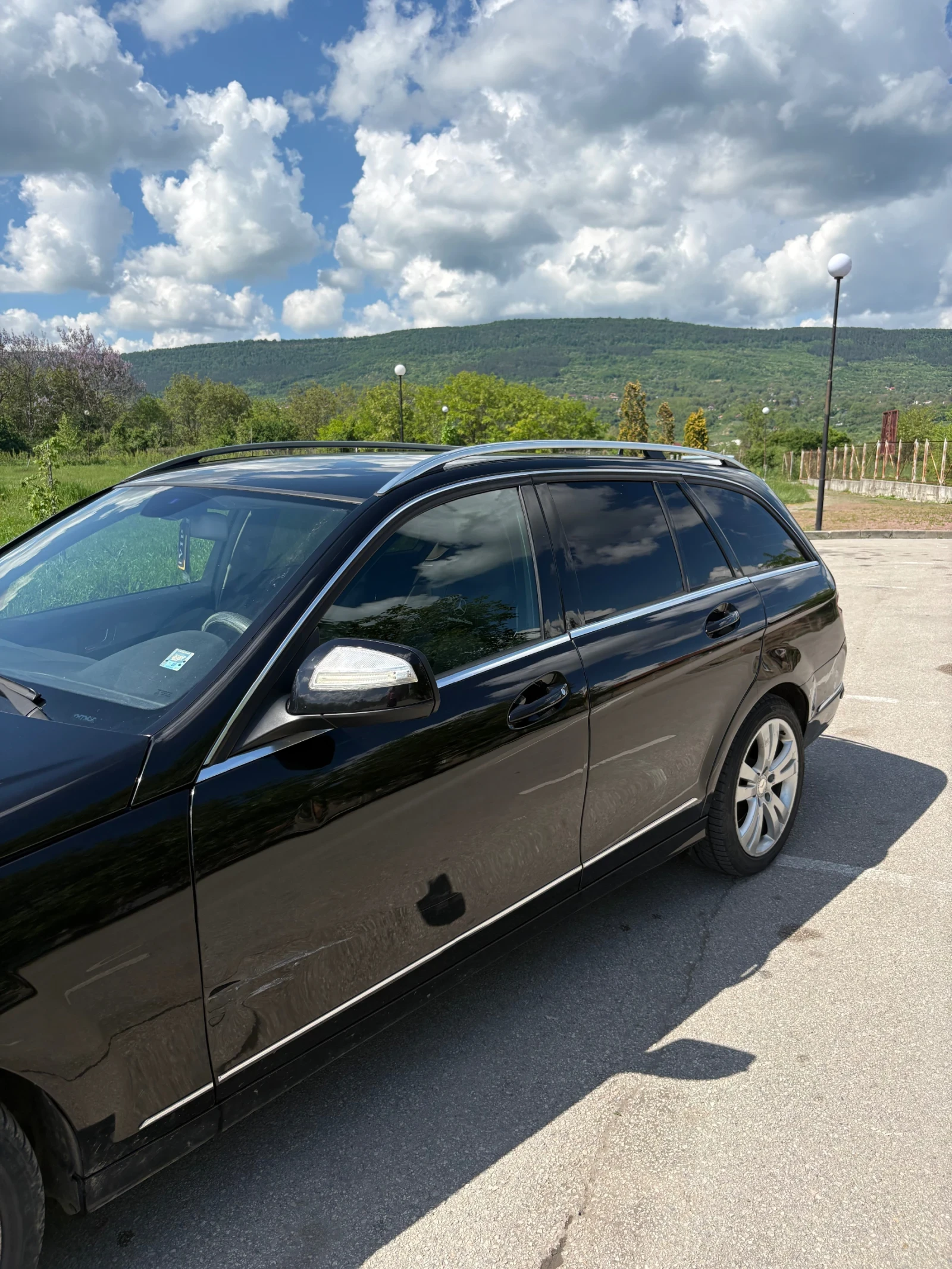 Mercedes-Benz C 220, снимка 3 - Автомобили и джипове - 54492944