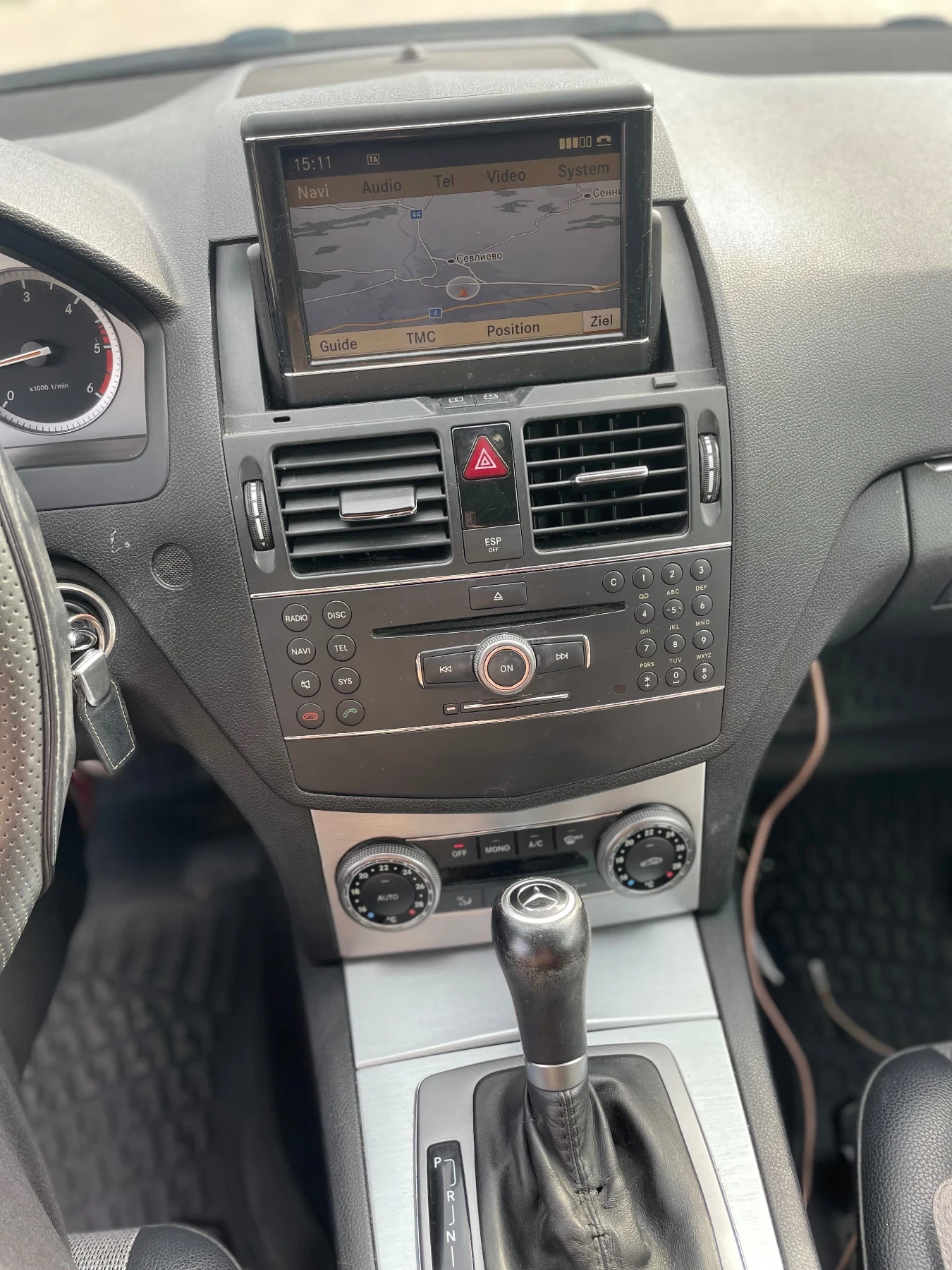 Mercedes-Benz C 220, снимка 13 - Автомобили и джипове - 54492944