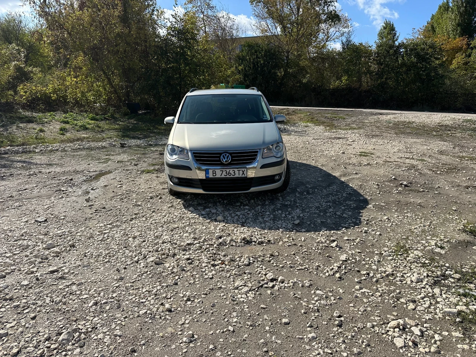 VW Touran Ecofuel, снимка 9 - Автомобили и джипове - 54567403