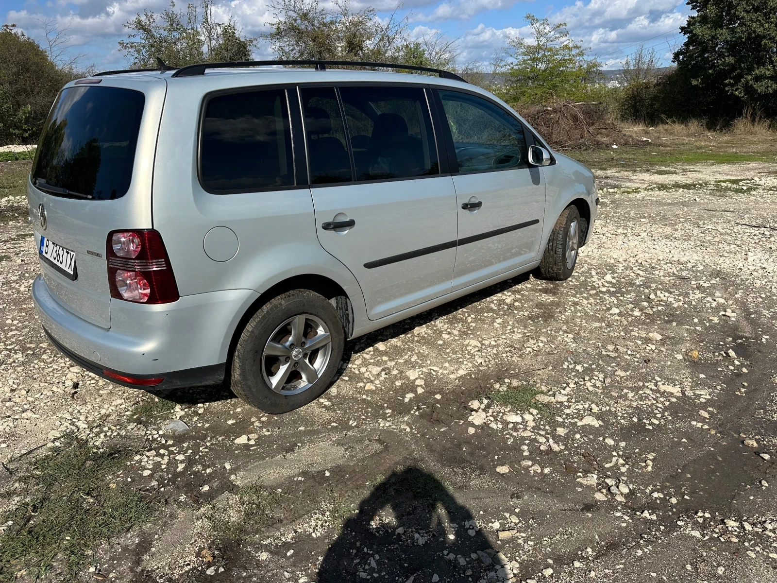 VW Touran Ecofuel, снимка 10 - Автомобили и джипове - 54567403