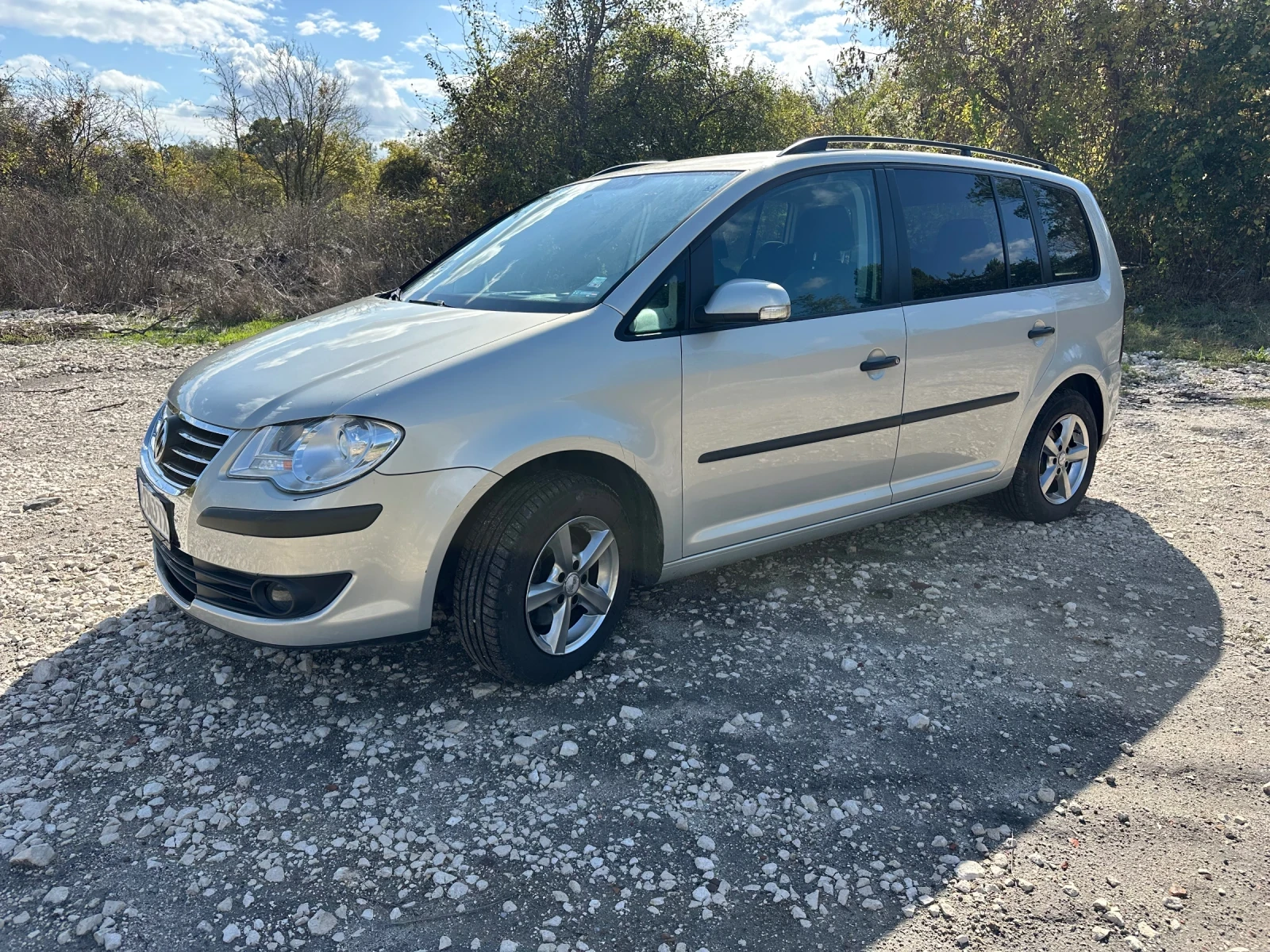 VW Touran Ecofuel, снимка 2 - Автомобили и джипове - 54567403