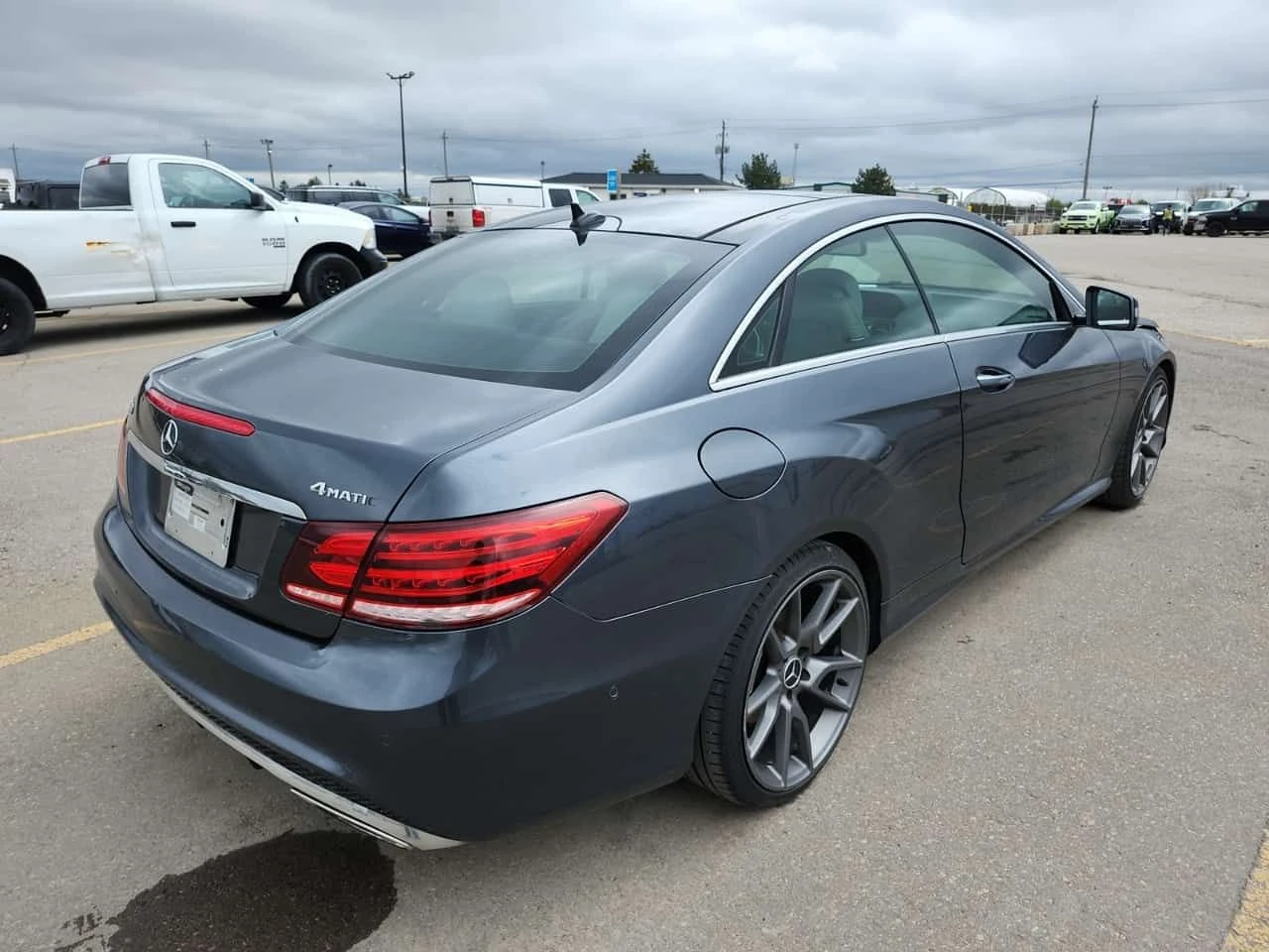 Mercedes-Benz E 400 * 2dr Cpe 4matic * CARFAX * ЦЕНА ДО БГ, снимка 3 - Автомобили и джипове - 54593950