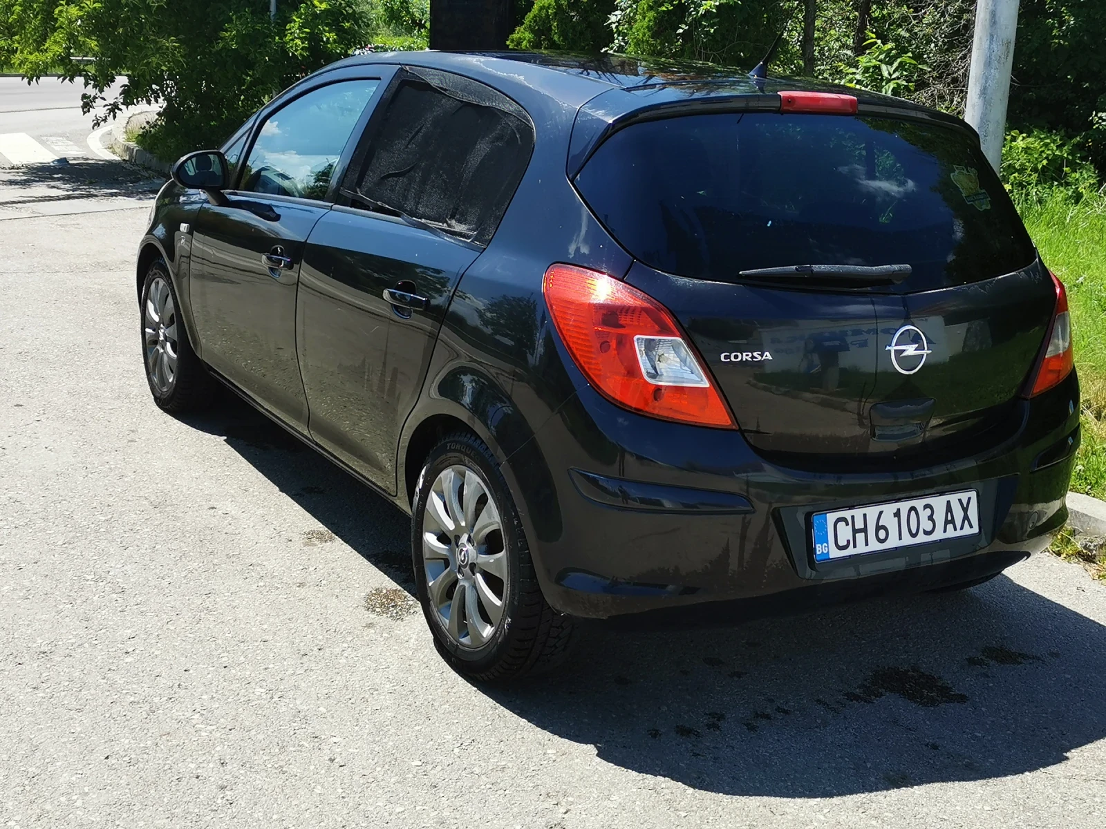 Opel Corsa, снимка 10 - Автомобили и джипове - 54701233