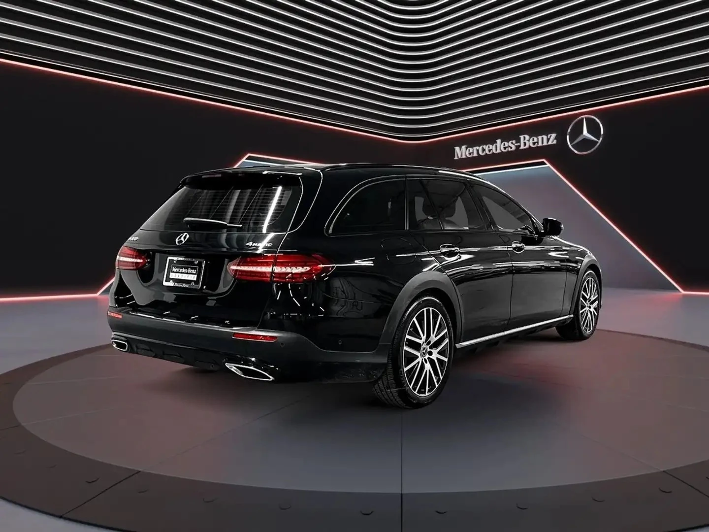 Mercedes-Benz E 450 ALL TERRAIN PREMIUM ЦЕНА ДО БЪЛГАРИЯ АВТОКРЕДИТ, снимка 3 - Автомобили и джипове - 55557965