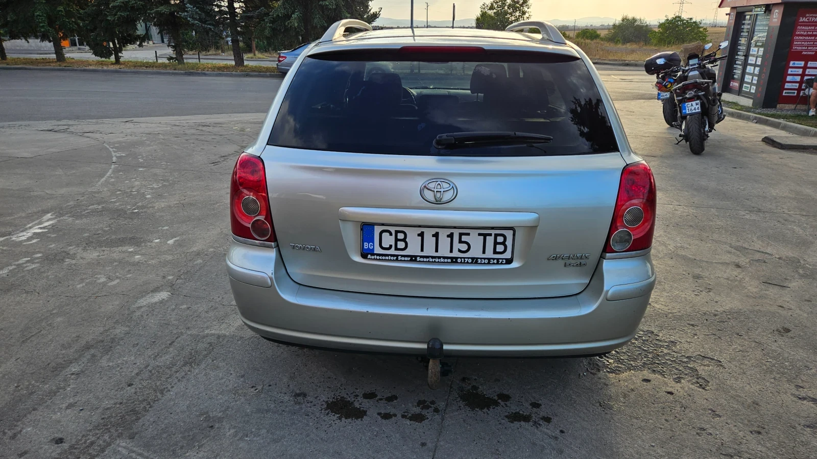 Toyota Avensis 2.2 D4D DCAT, снимка 6 - Автомобили и джипове - 55846618