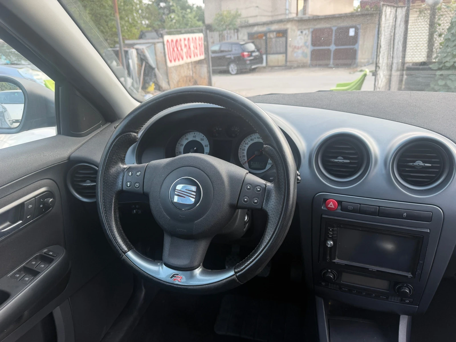 Seat Ibiza 1.8T - FR - SWISS, снимка 12 - Автомобили и джипове - 55876518