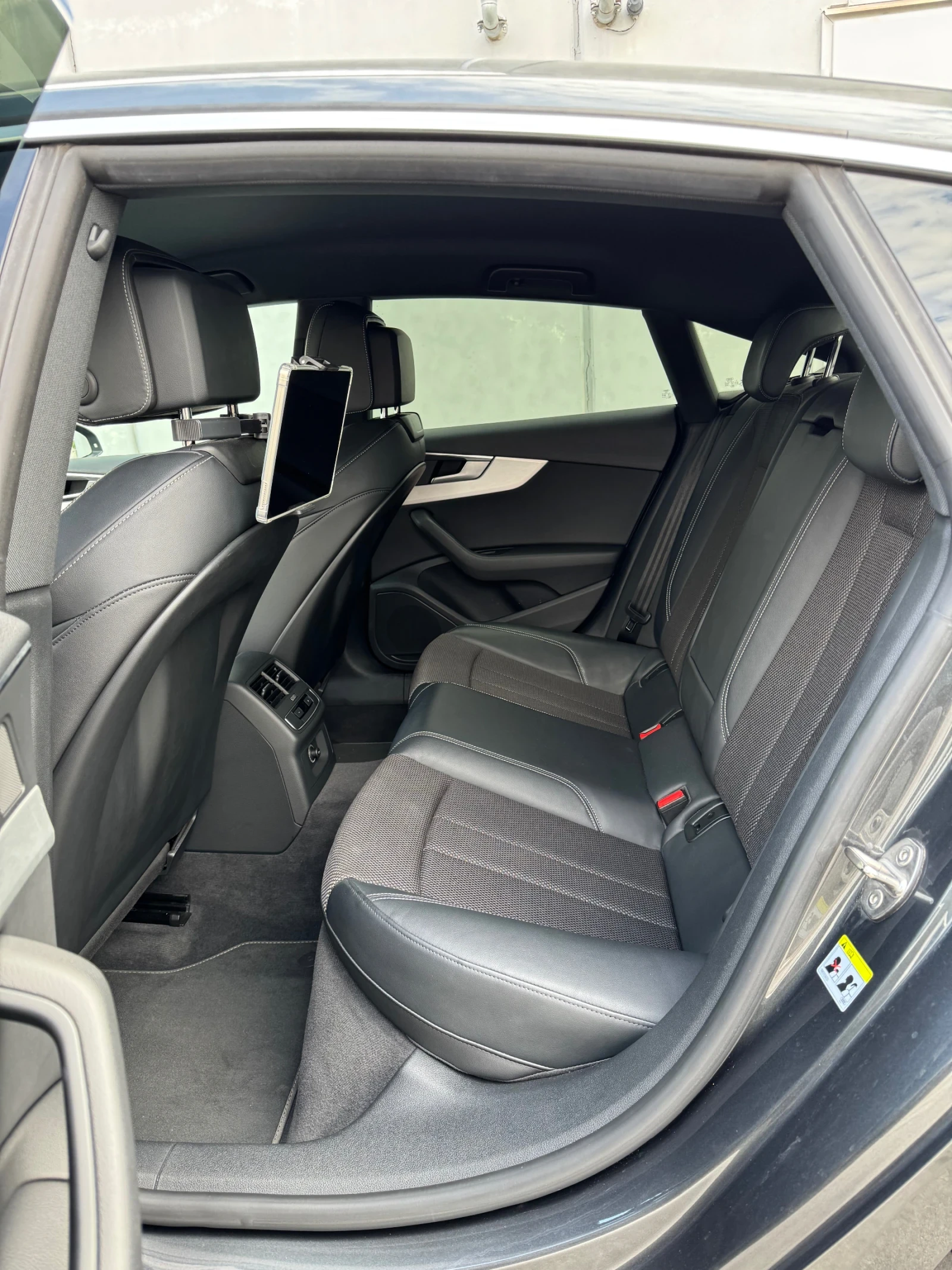 Audi A5 40 Tfsi / 3x S-line , снимка 8 - Автомобили и джипове - 56150391