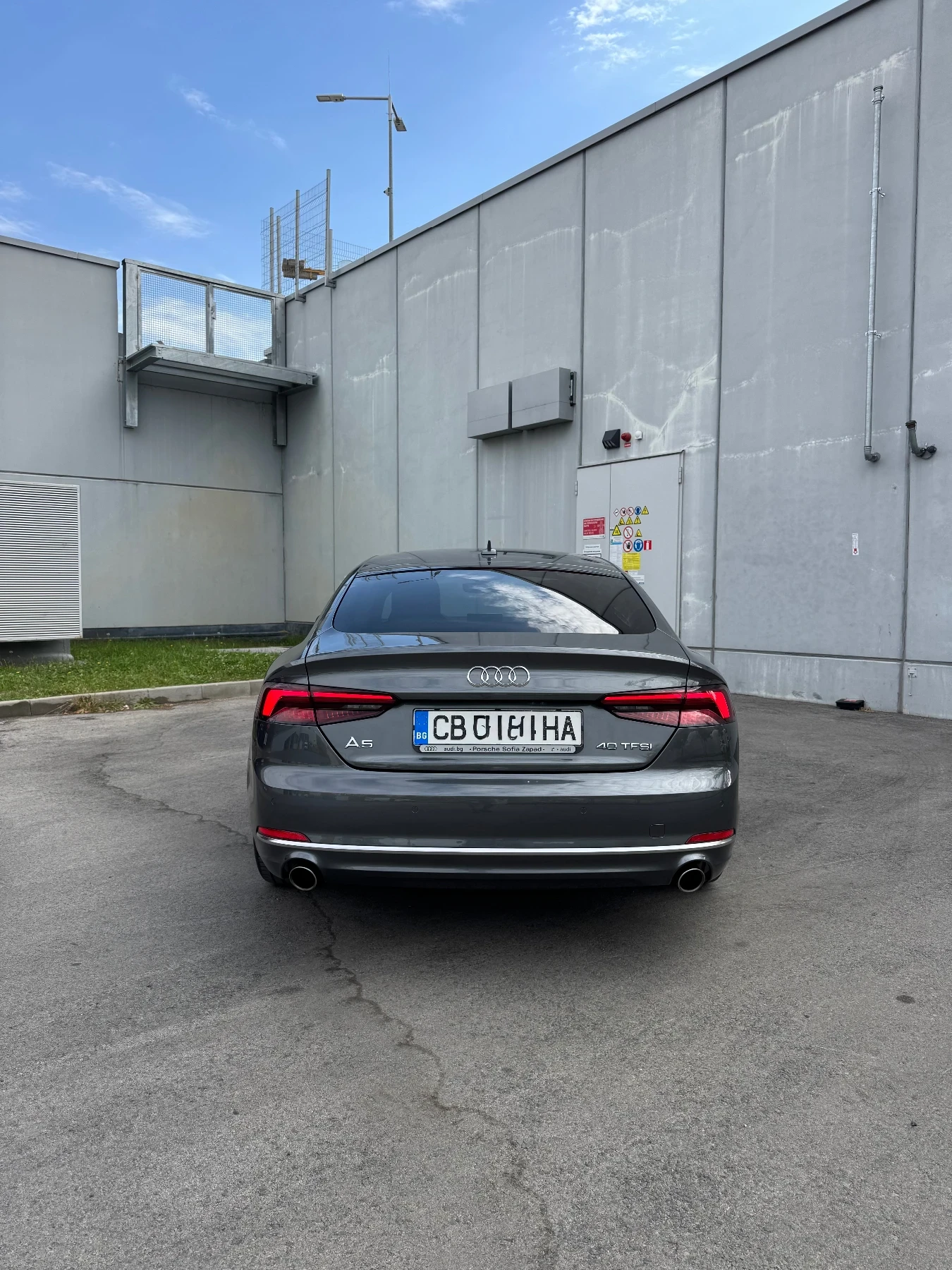 Audi A5 40 Tfsi / 3x S-line , снимка 6 - Автомобили и джипове - 56150391