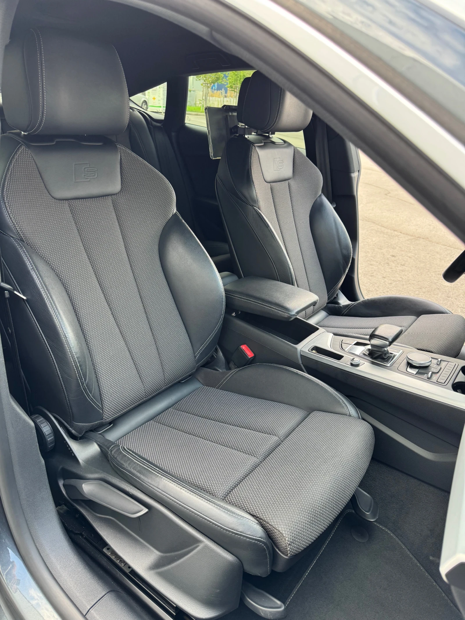 Audi A5 40 Tfsi / 3x S-line , снимка 9 - Автомобили и джипове - 56150391